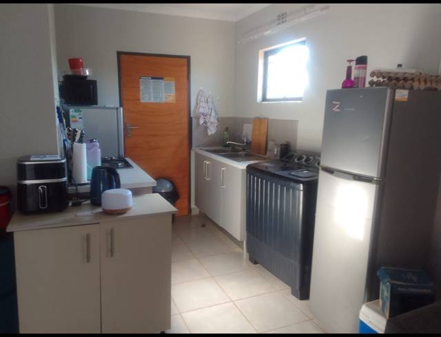2 BEDROOM HOUSE FOR SALE IN PROTEA GLEN